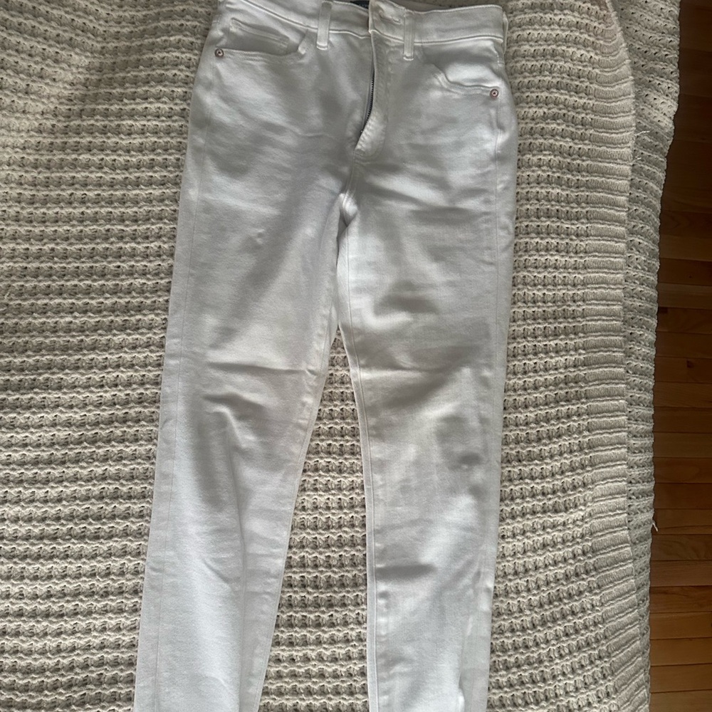 Express White Skinny Jeans with Stretch